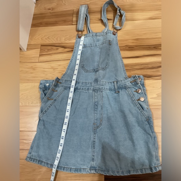 Overalls with skirt - Picture 3 of 4